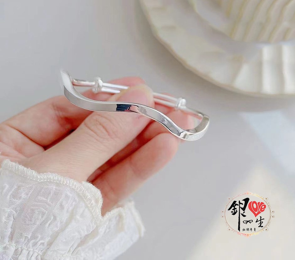 s999純銀  波浪 亮面 細緻 推拉手鐲