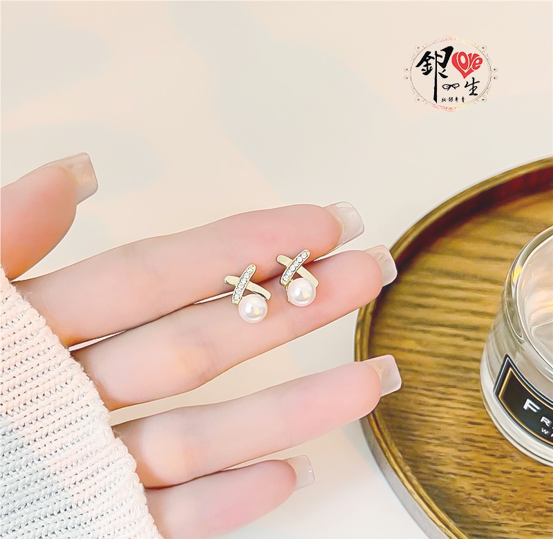s925純銀 天然珍珠 交叉 高級感耳環