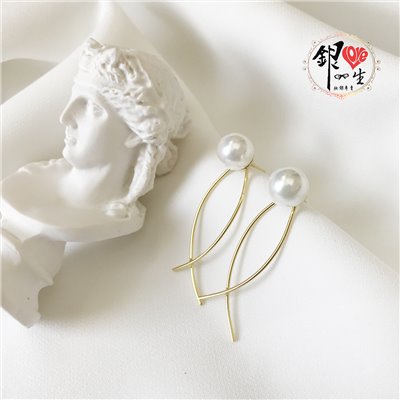 s925純銀 貝珠 魚尾造型 耳釘式 耳環